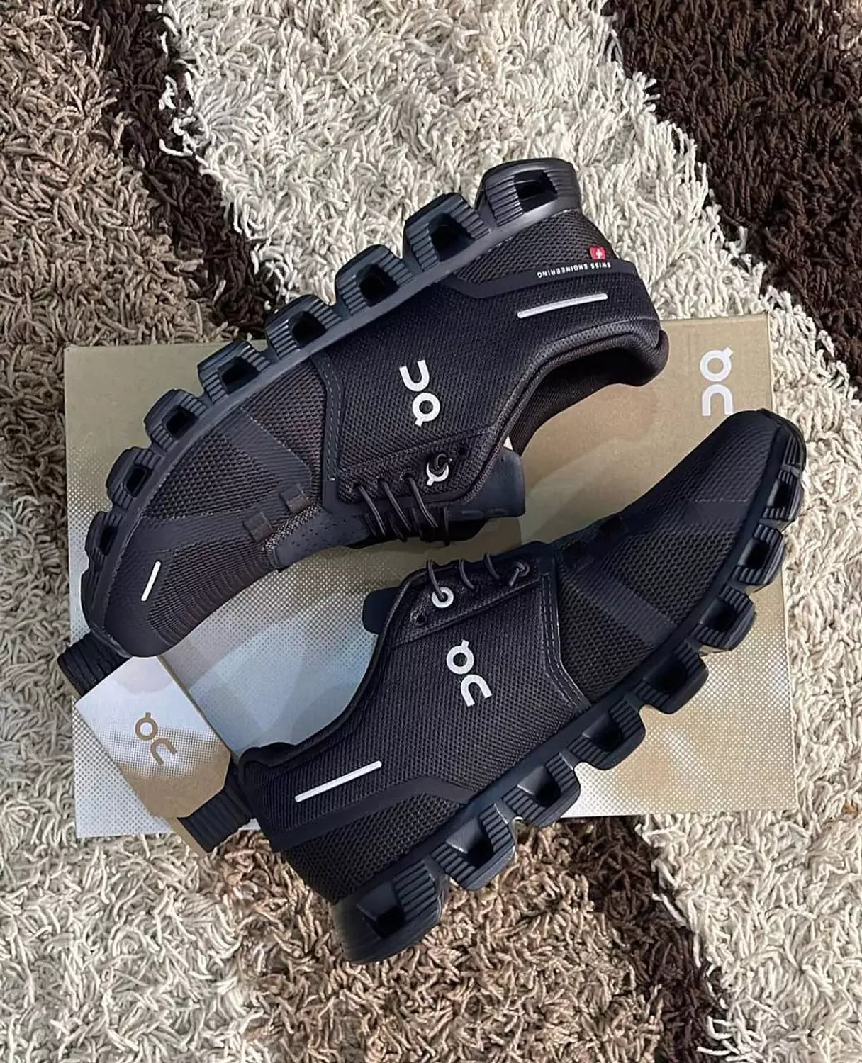 ON RUNNING CLOUD 5 ALL BLACK  hover image