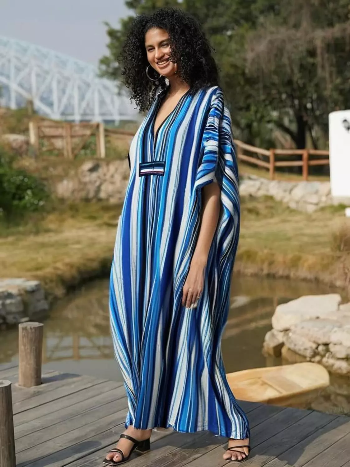 Stripped kaftan  hover image