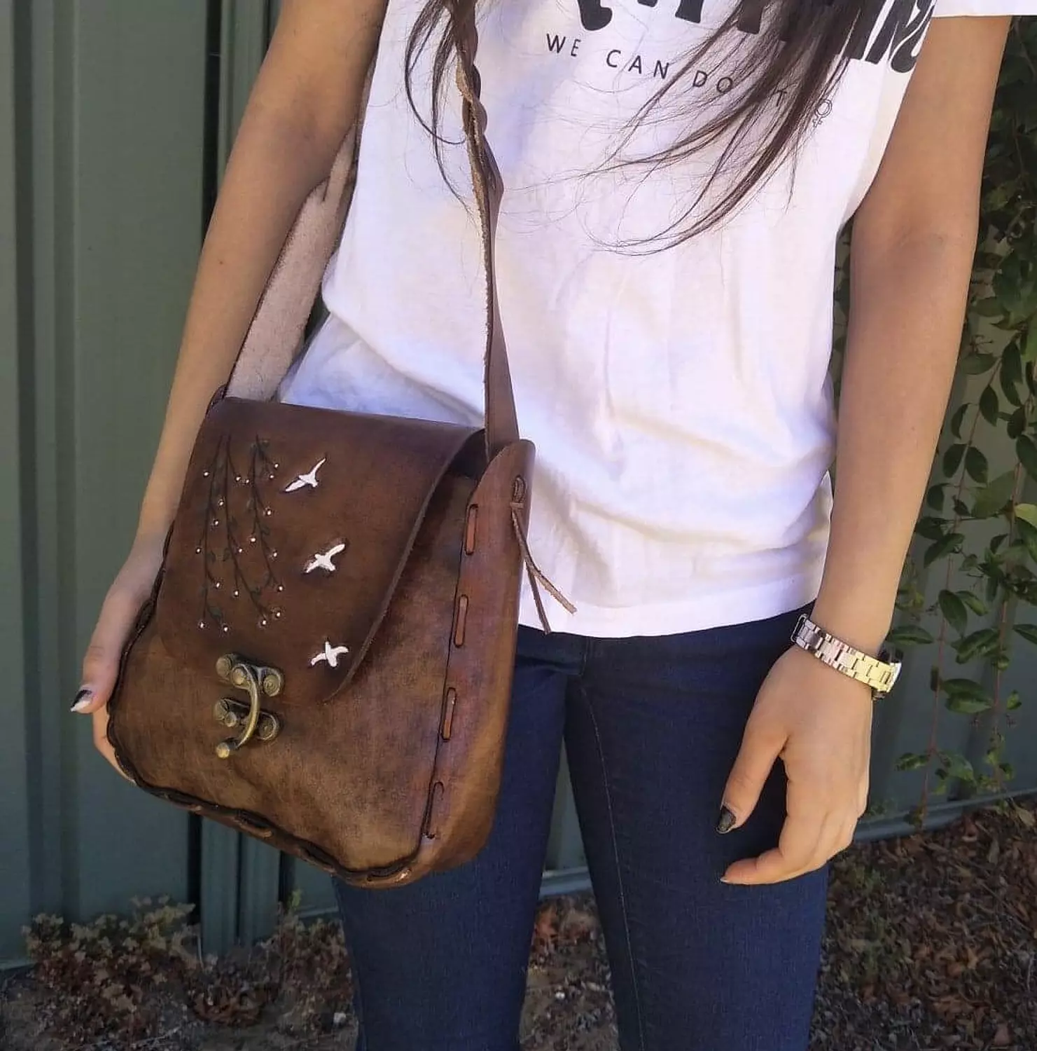 Birds & branches tooled leather bag 4
