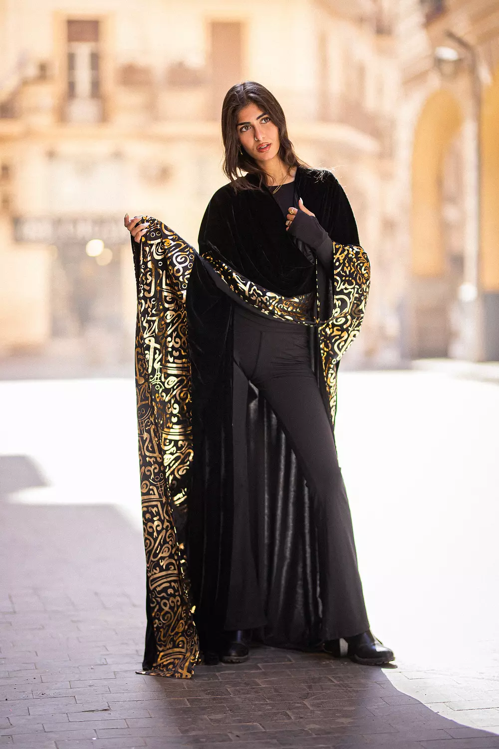 Scarf Velvet Black X gold image