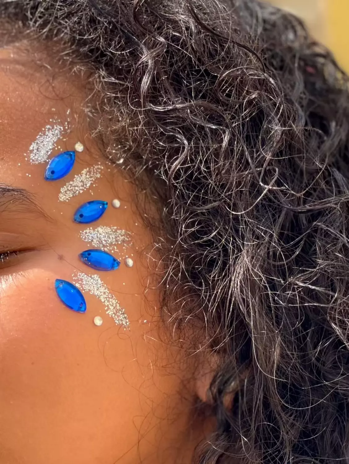 <p style="text-align: start"></p>