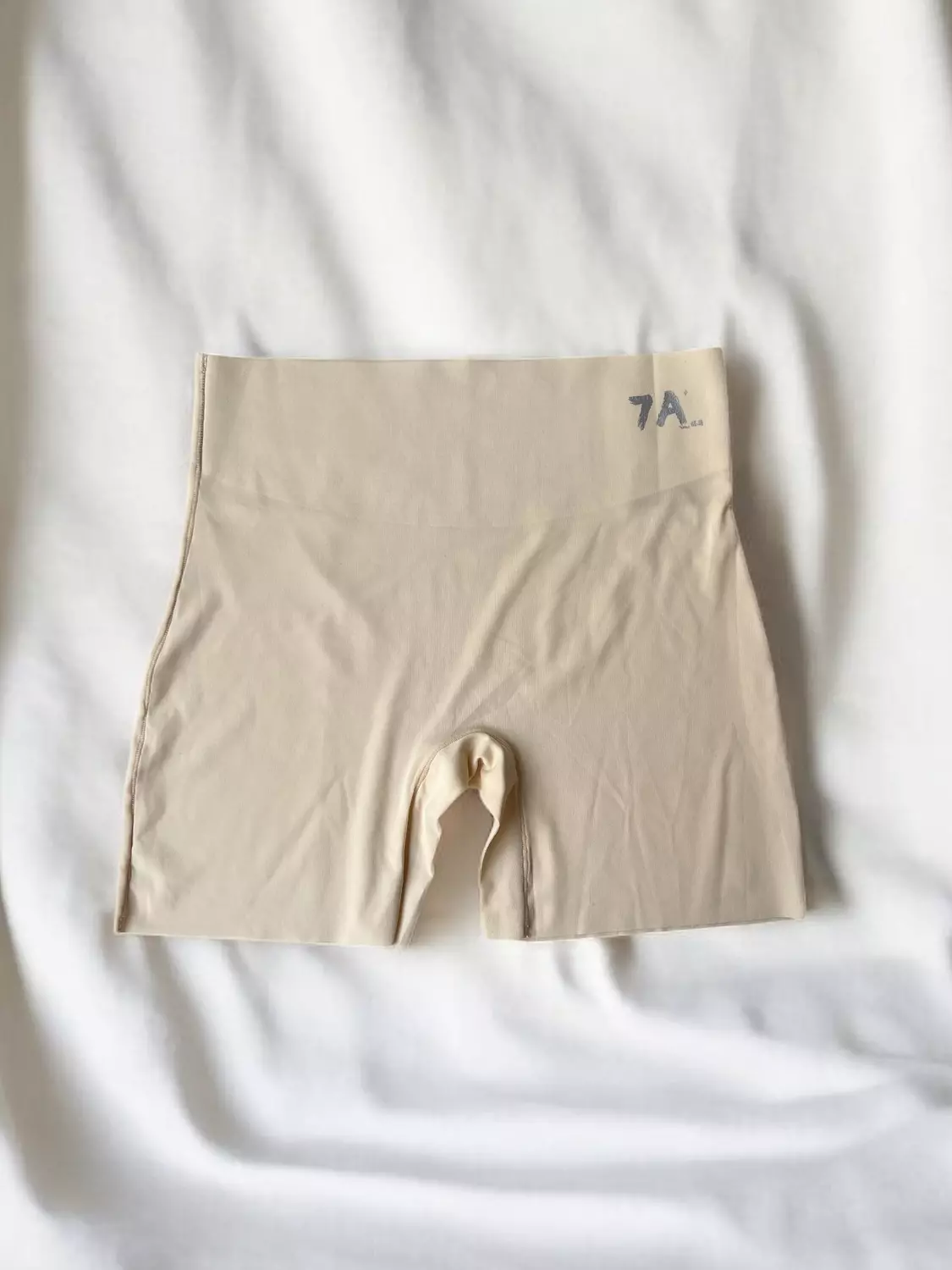 Seamless Shorts 1