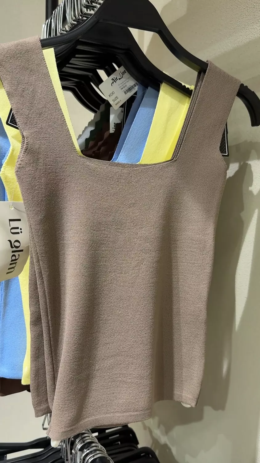 Square Neck Collar Top 4