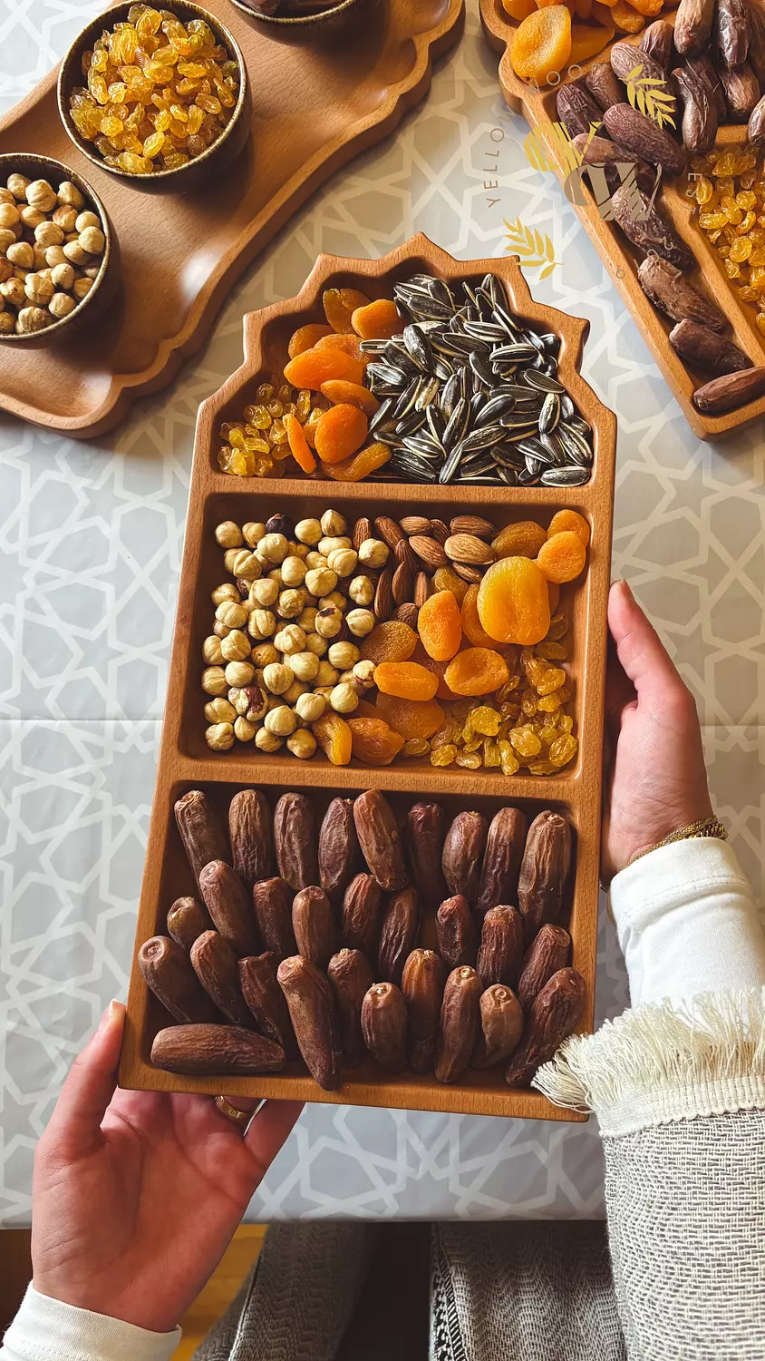 <p style="text-align: center"><span style="color: #af8f69ff">STAR</span></p>