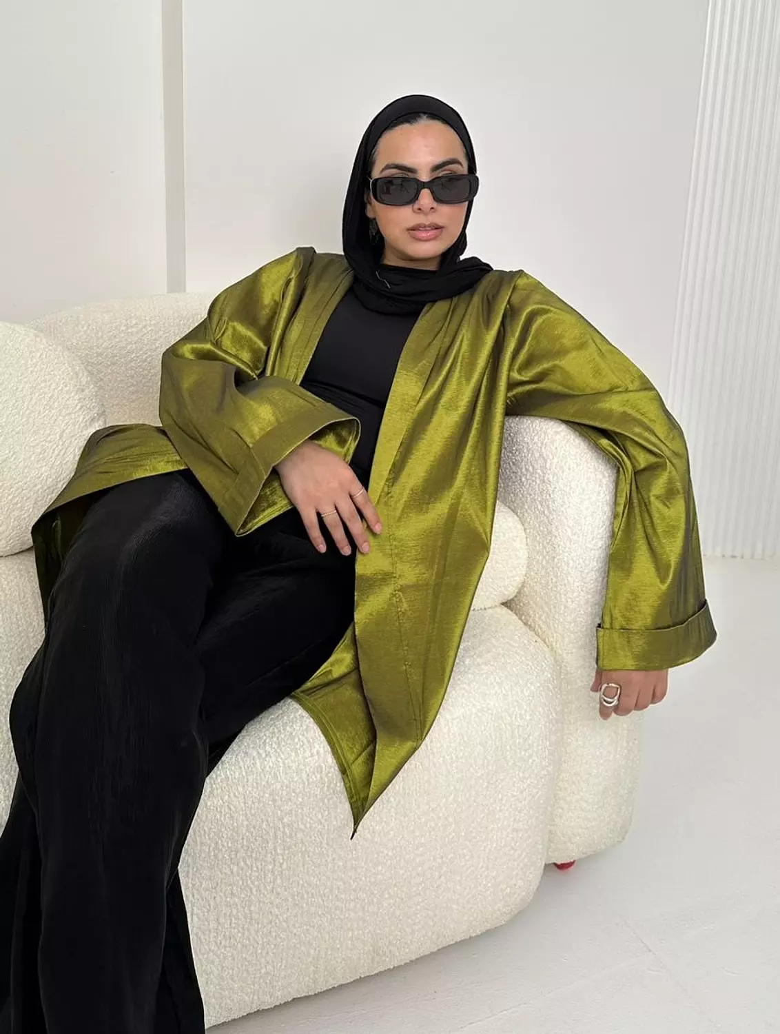 <h3><span style="color: rgb(82, 65, 65)">Clothes</span></h3>