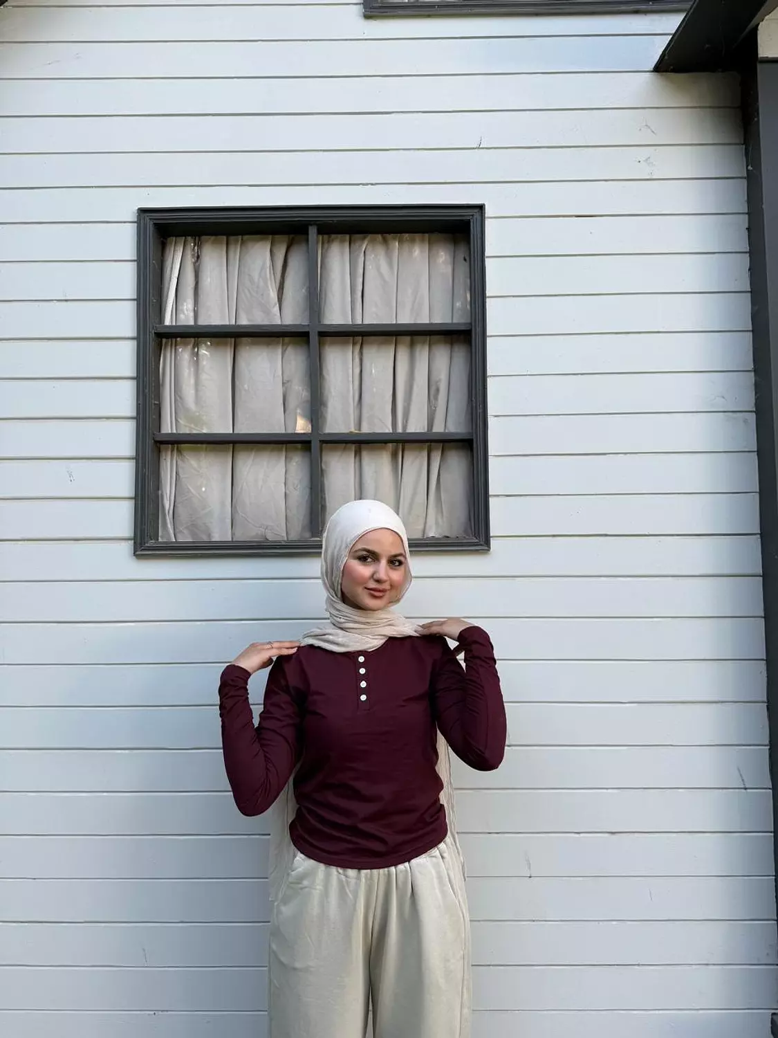 Basic top long sleeve half bottom image
