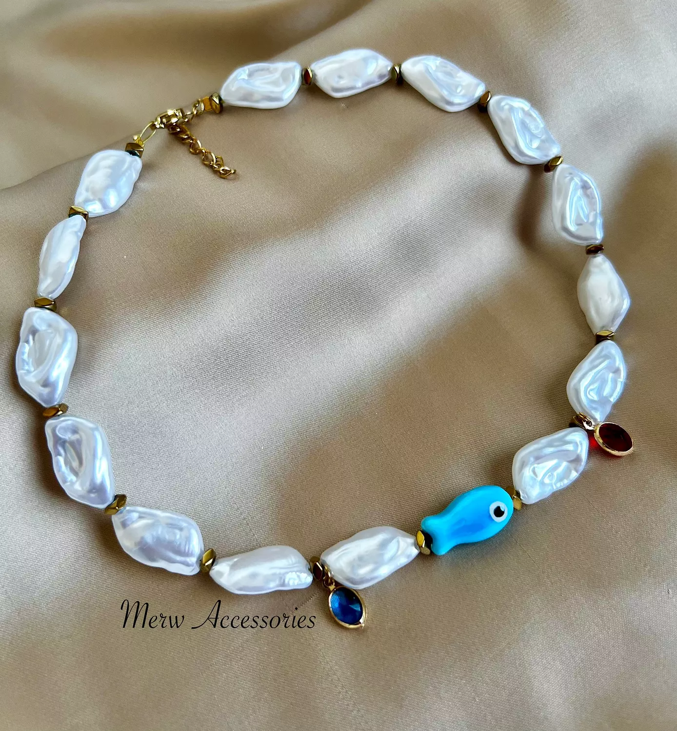Pearl chockers co.2 3
