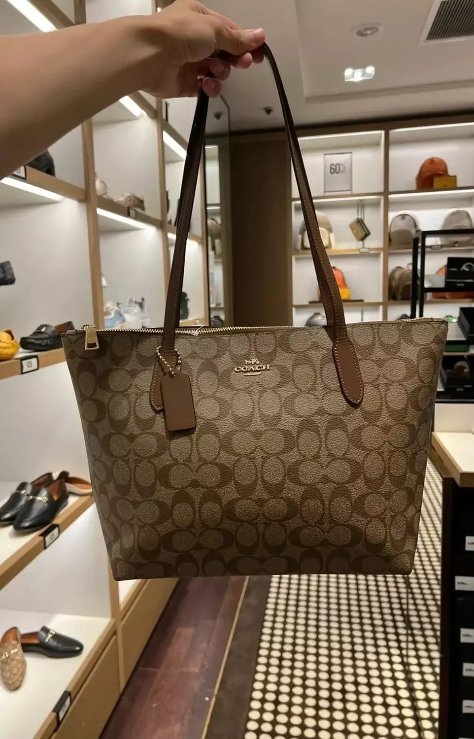 COACH Zip Top Tote Bag In Signature Canvas - Gold/brown 3