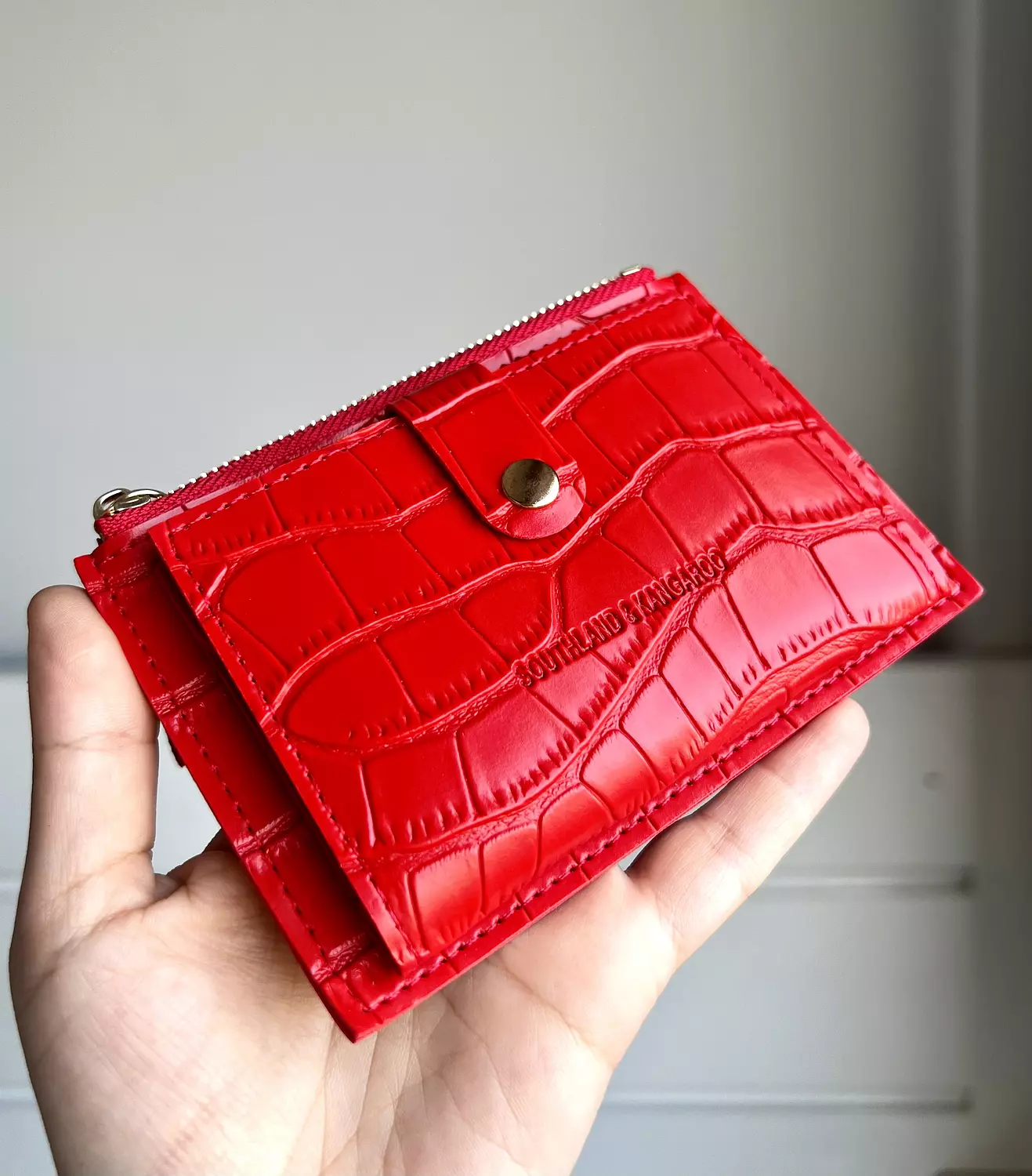 Red wallet . 3
