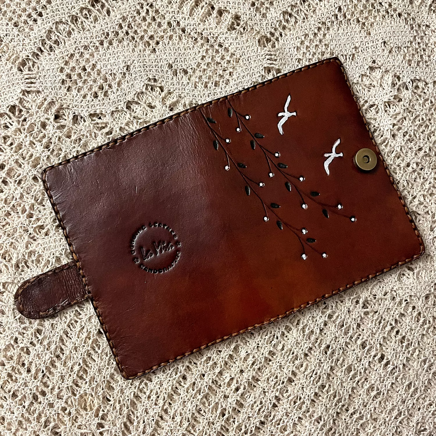 Birds & branches tooled leather passport holder  2