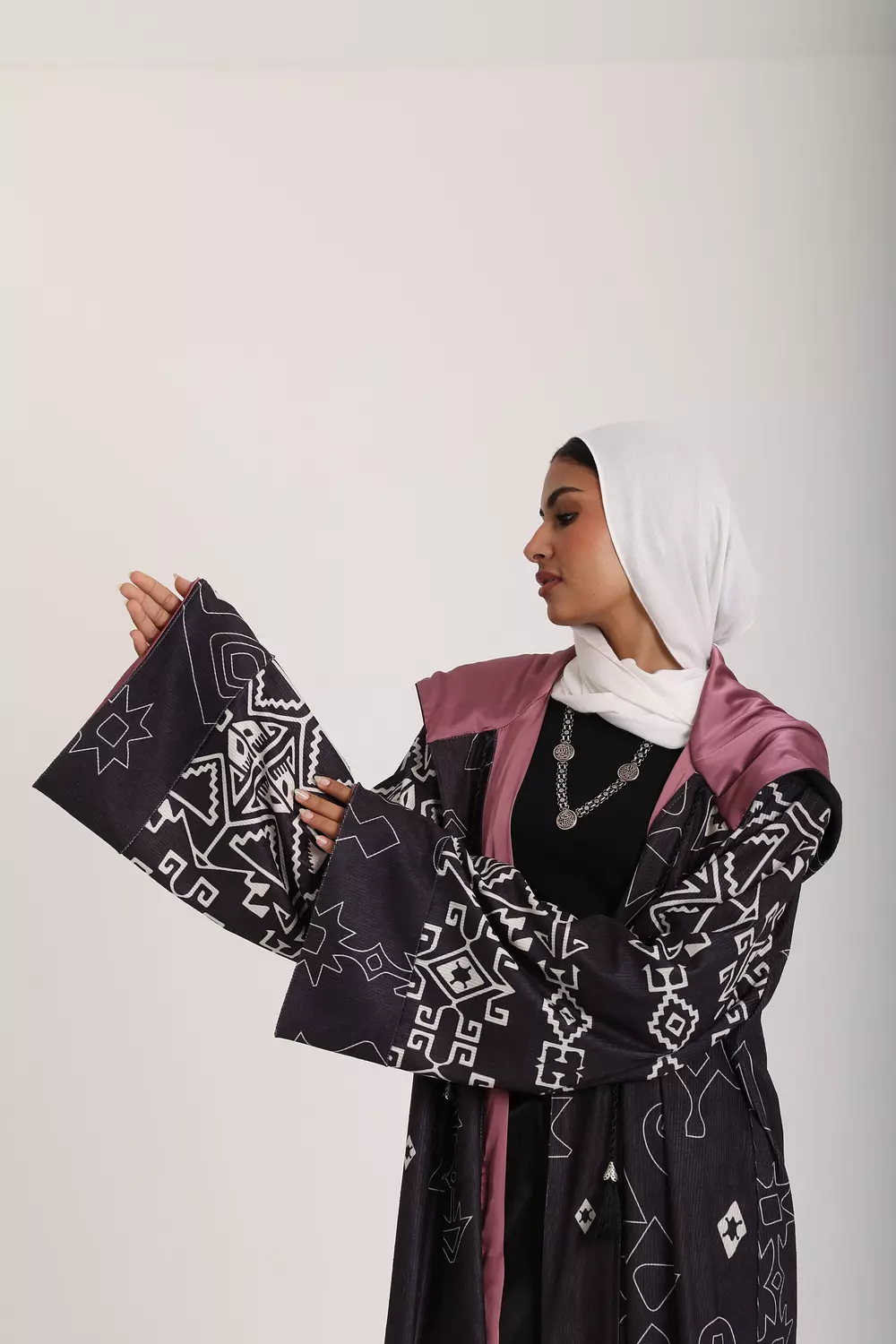 QOMOR Kaftan 4