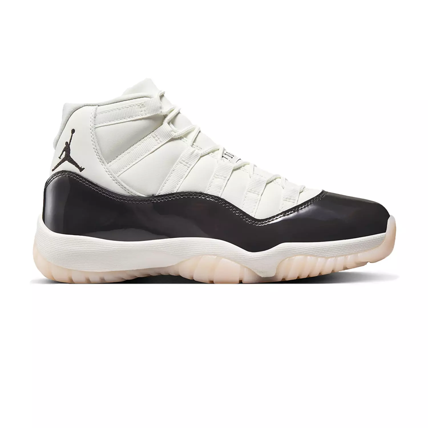 Nike jordan 11 white x black