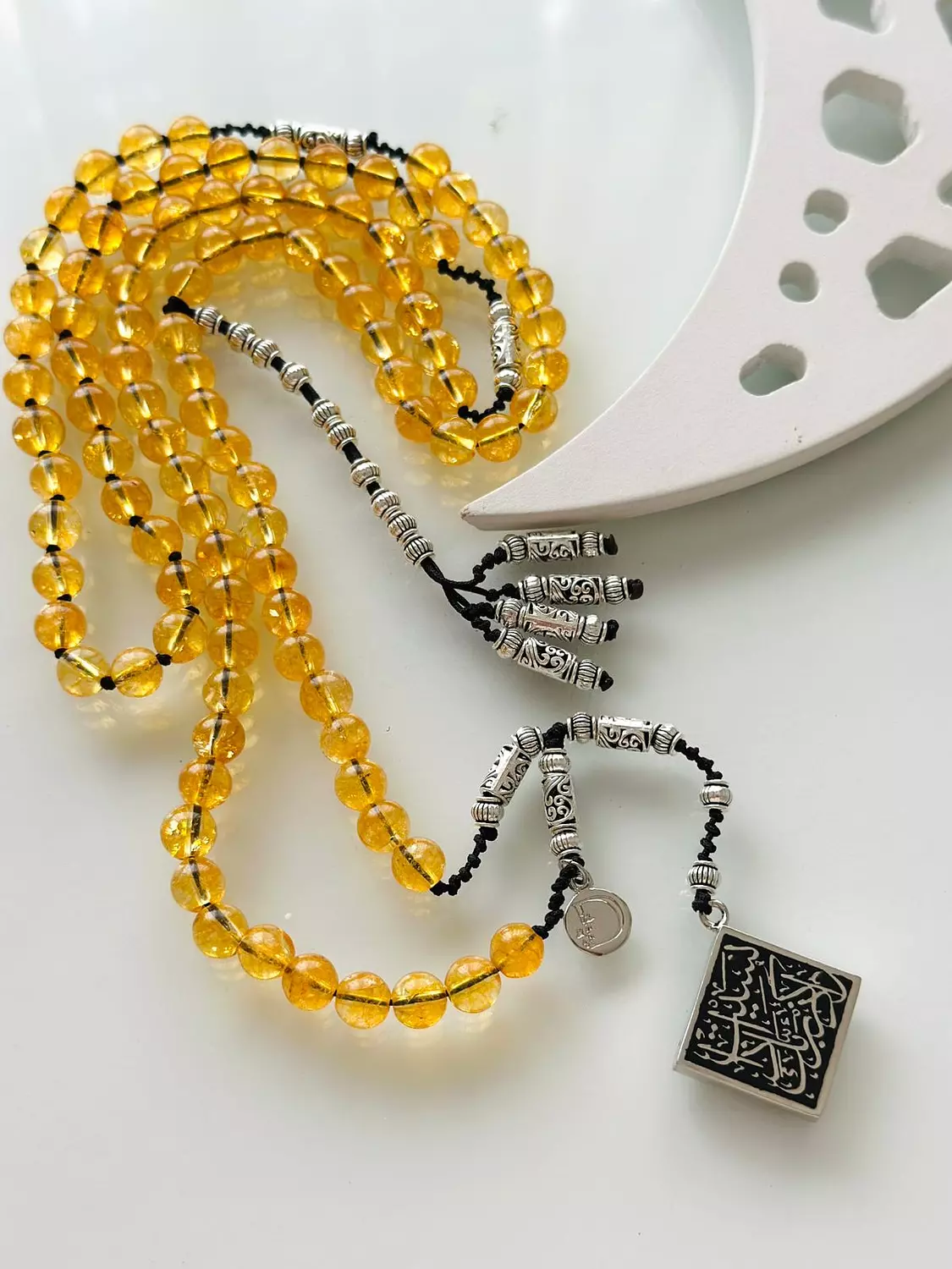 <p style="text-align: start"></p>