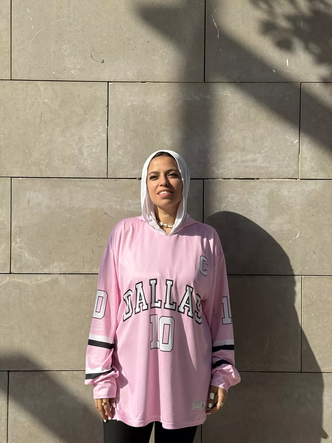 Jersey long-sleeves sports shirts in pink image