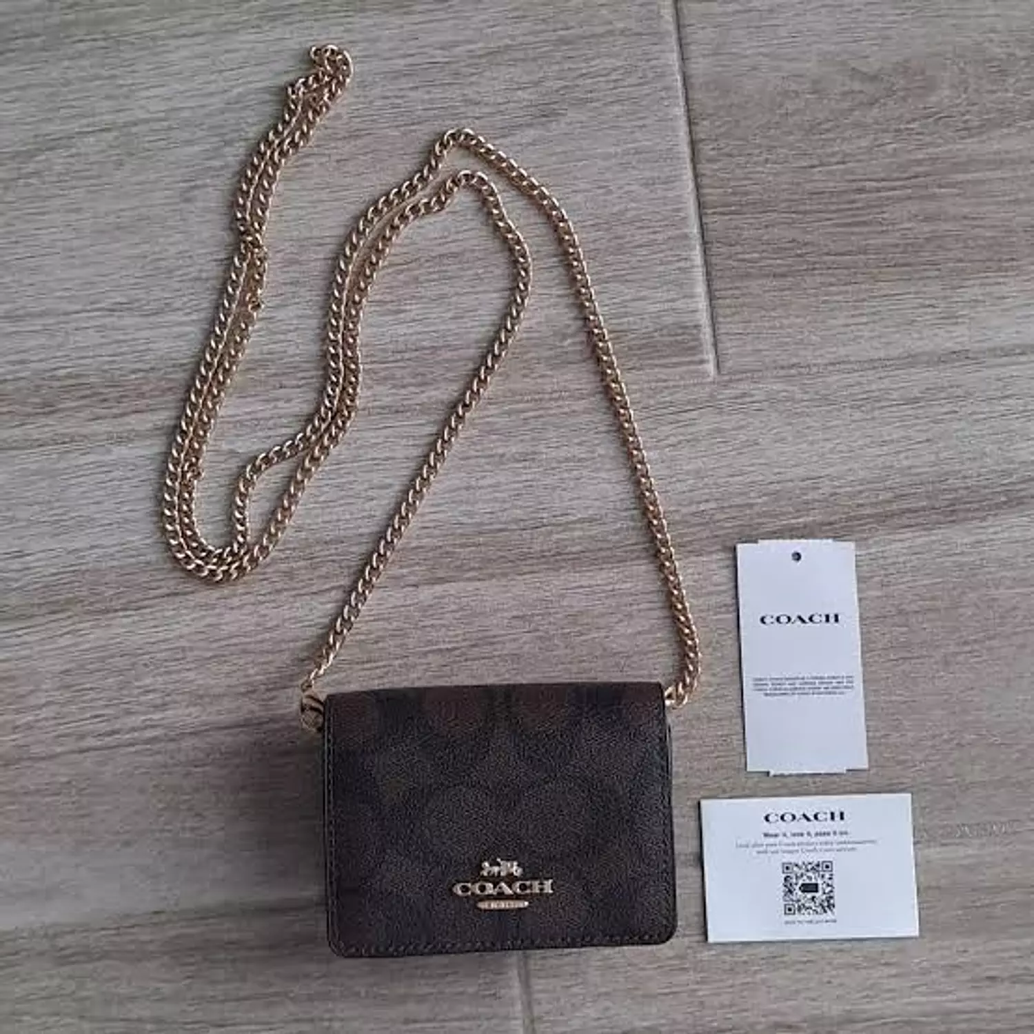 Coach mini chain wallet  4
