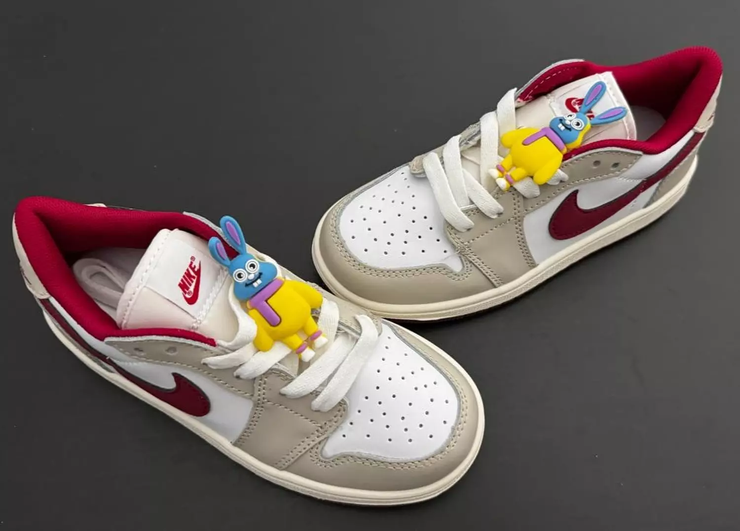 AIR JORDAN 1 KIDS 2