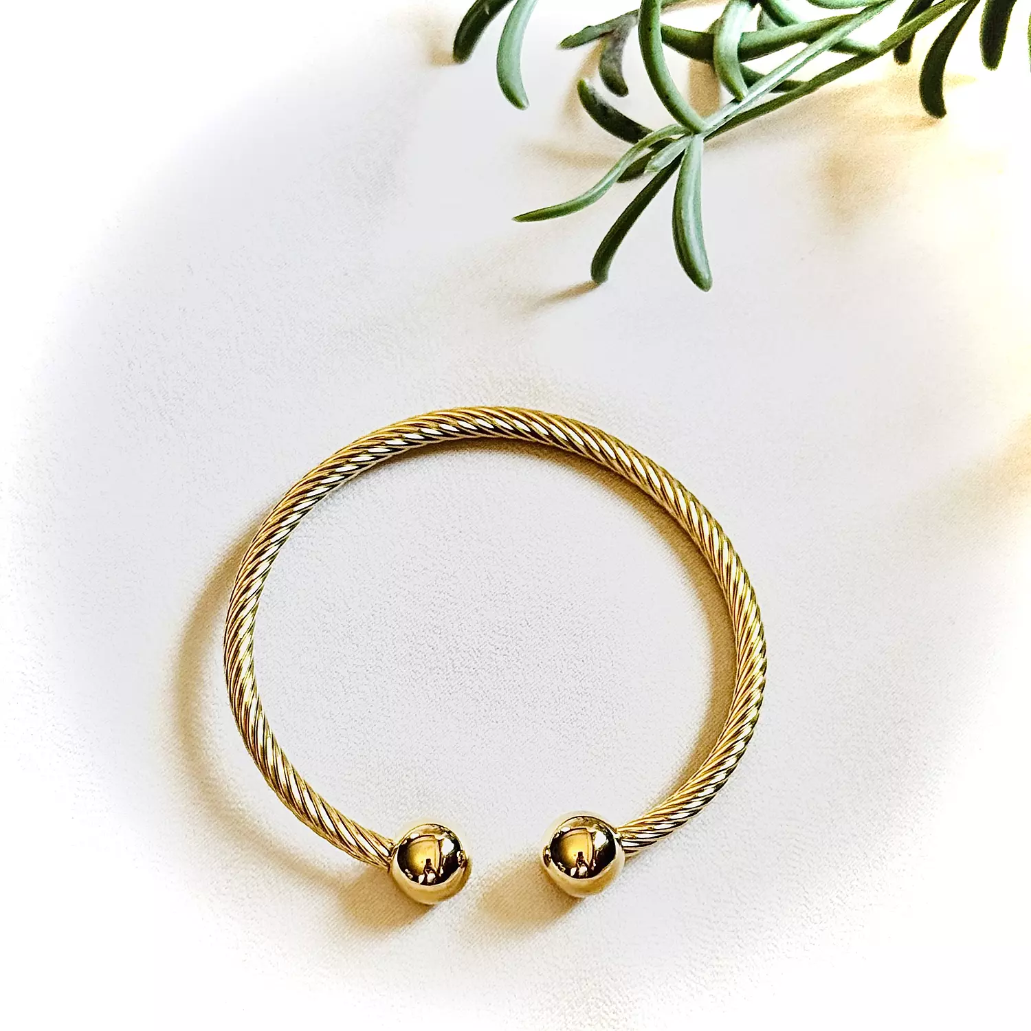 Twill wire rope open bangle image
