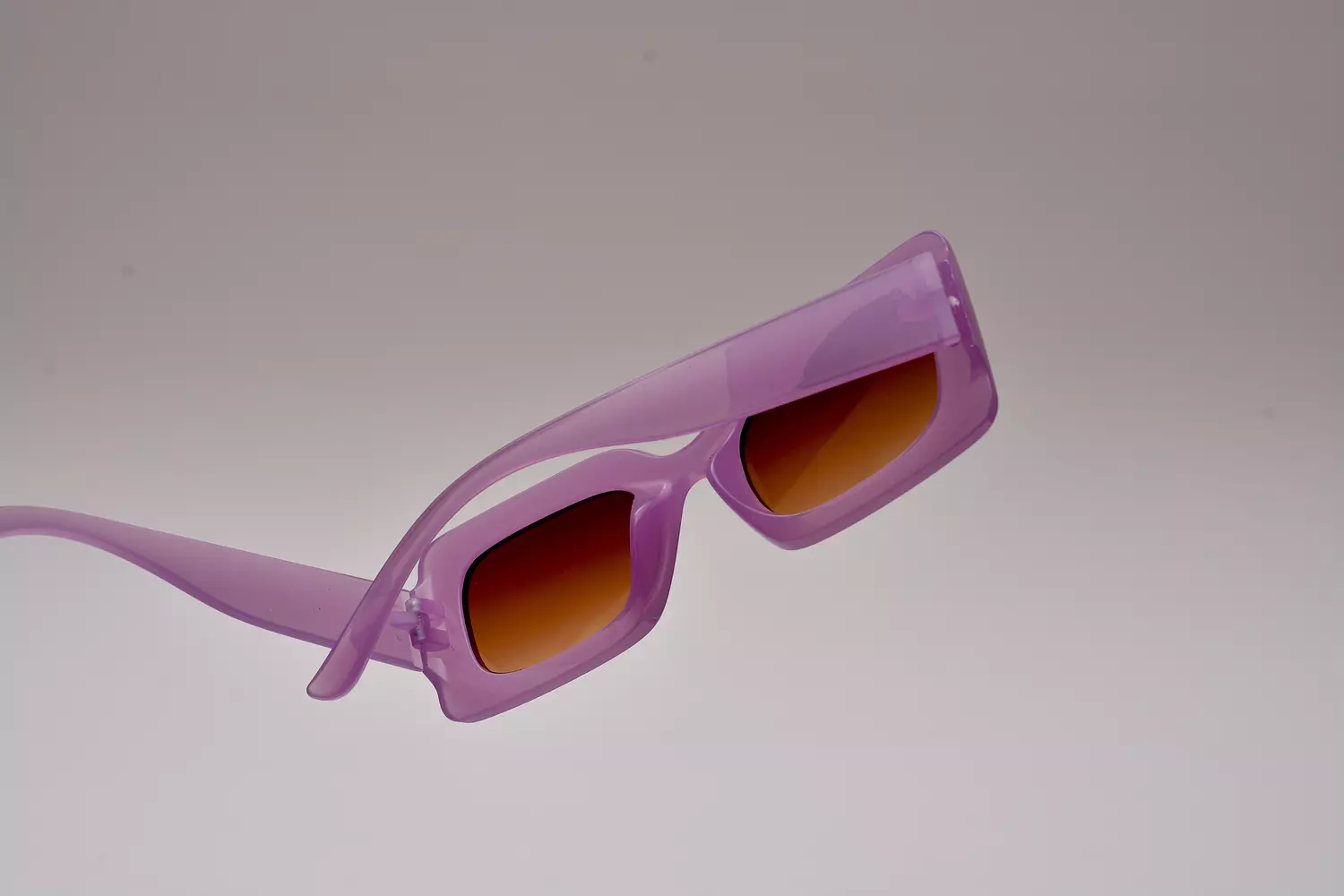 basic sunglasses 24