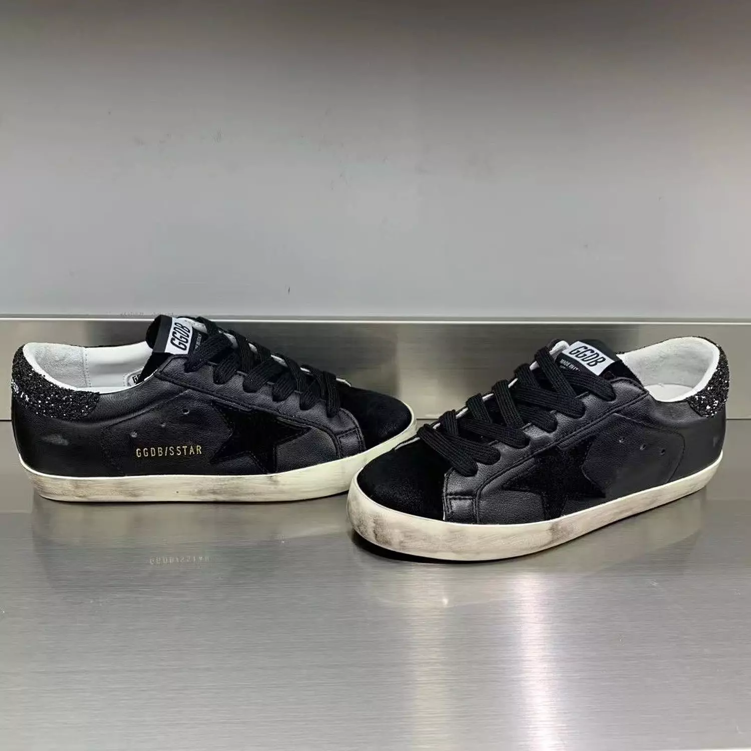 Golden Goose Deluxe Brand 2