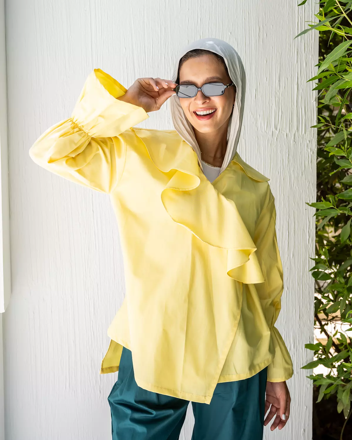 Ruffles chemise in yellow 5
