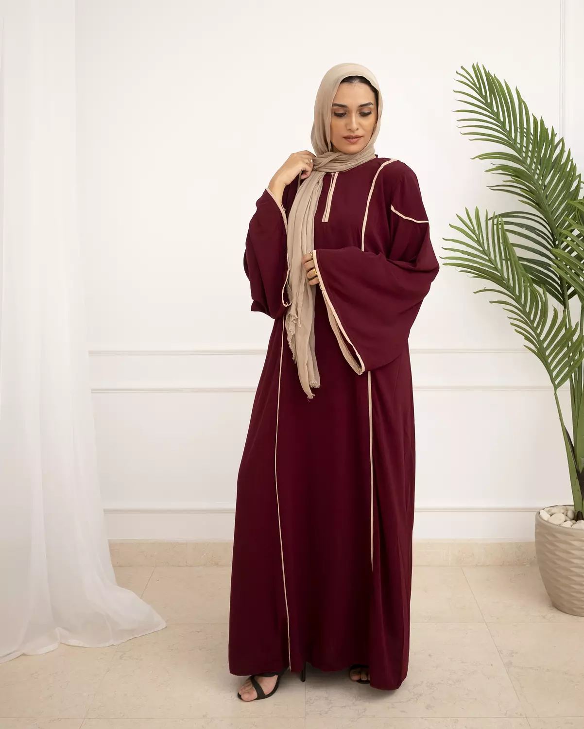 عبايه كريب رويال (code 3056) image
