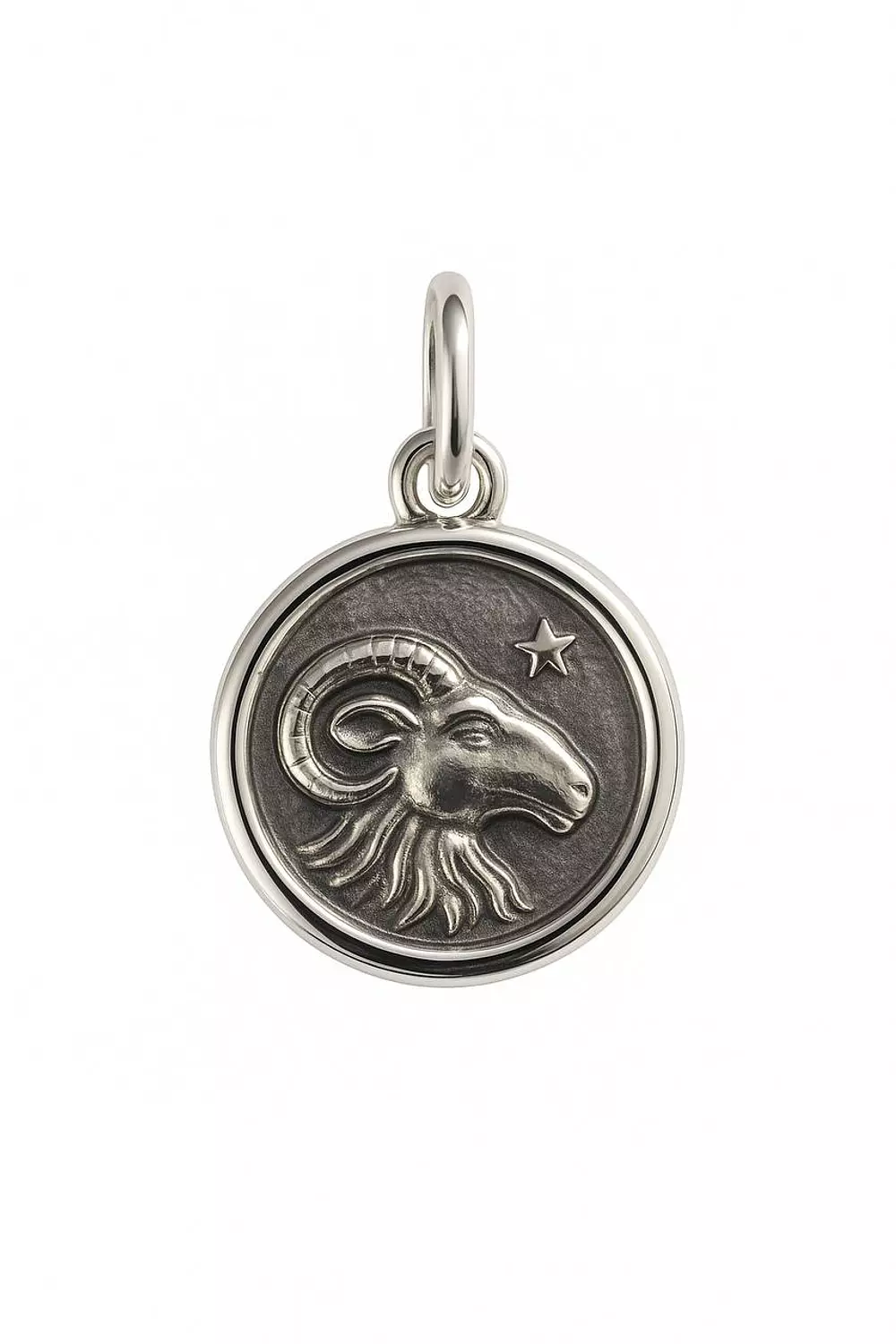 Silver pendant image