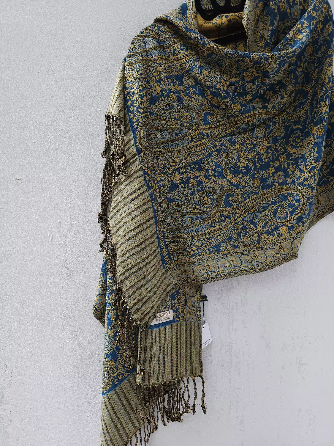 Blue/gold Pashmina    hover image