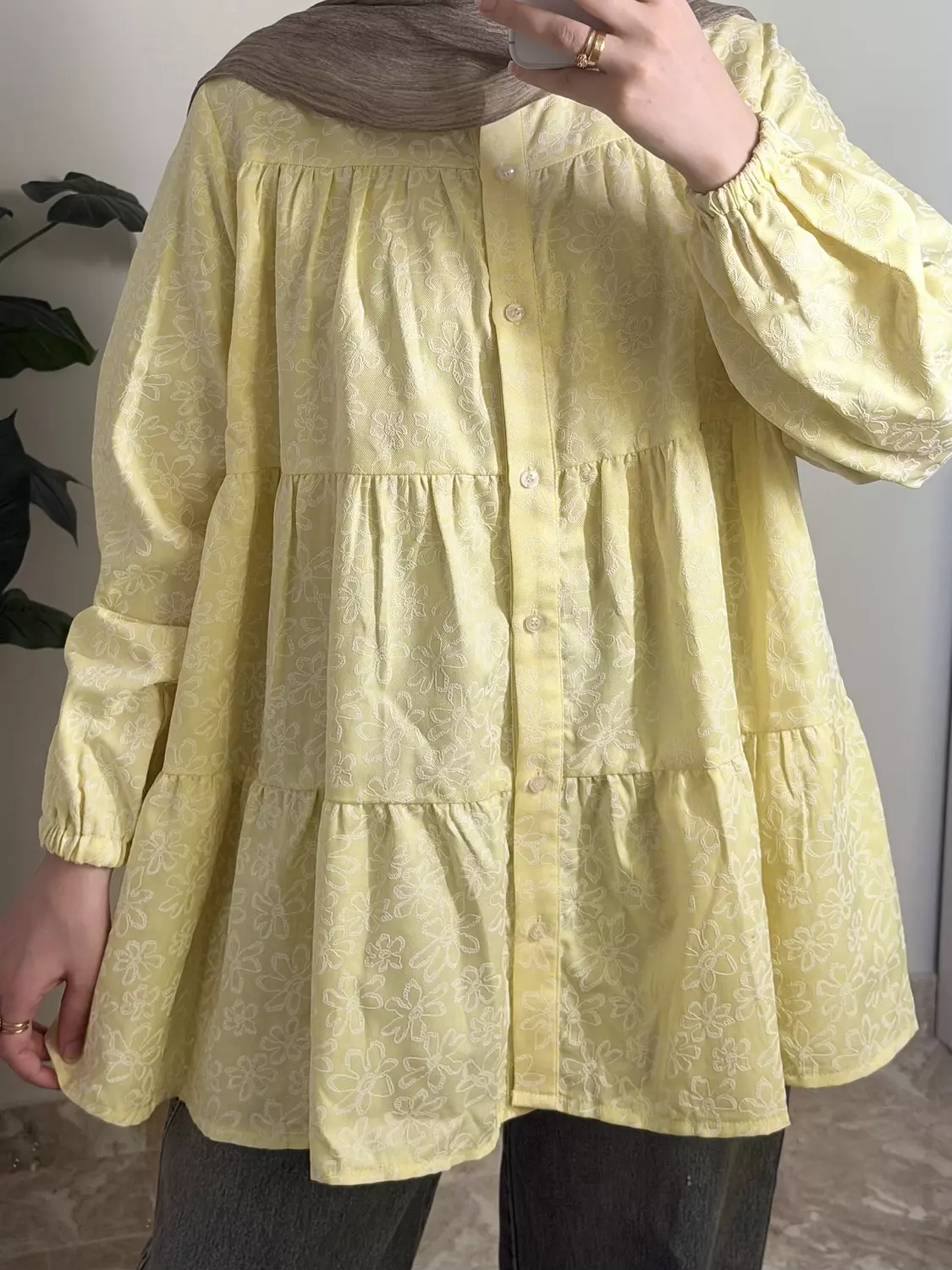 Ruffled Floral Blouse 💛 5