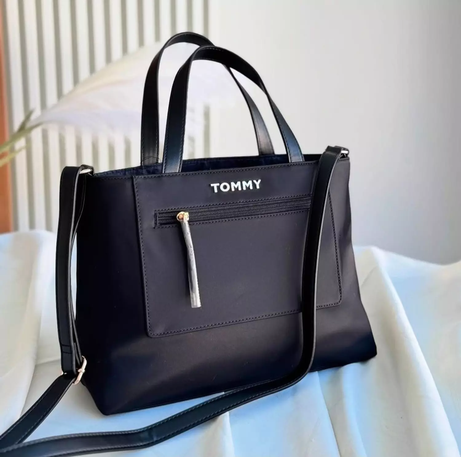 Tommy Hilfiger _Sleek Everyday Essentials  image