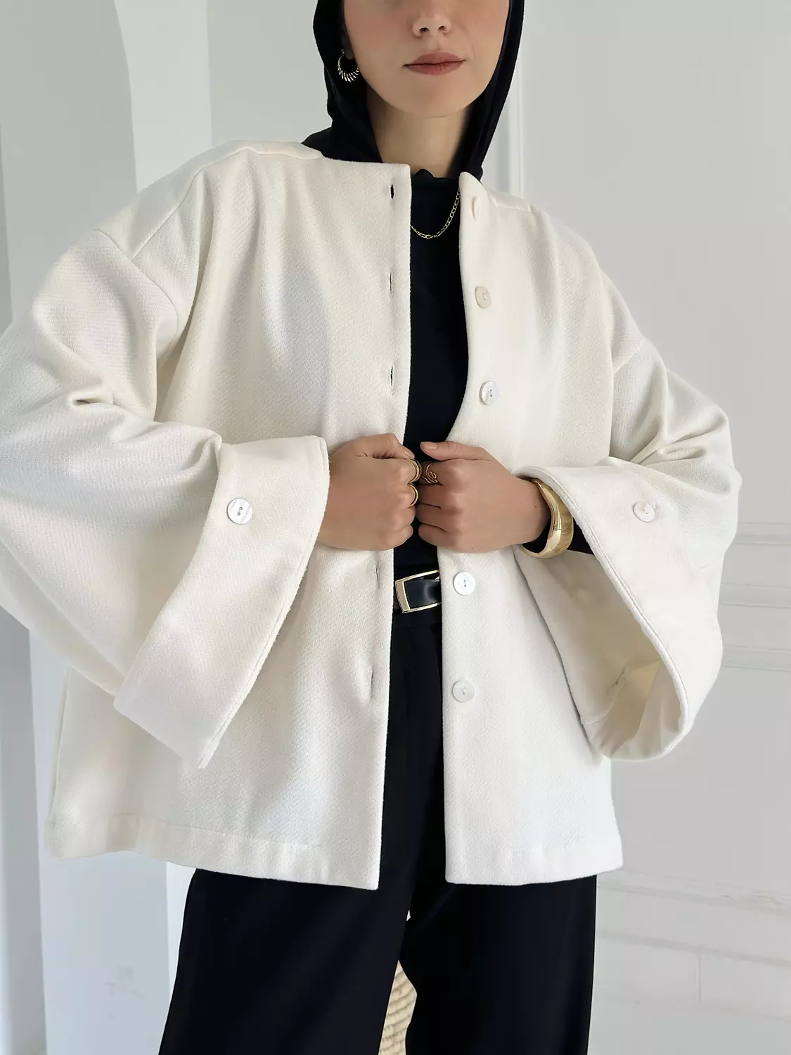 WOOLEN JACKET IN OFF WHITE 2