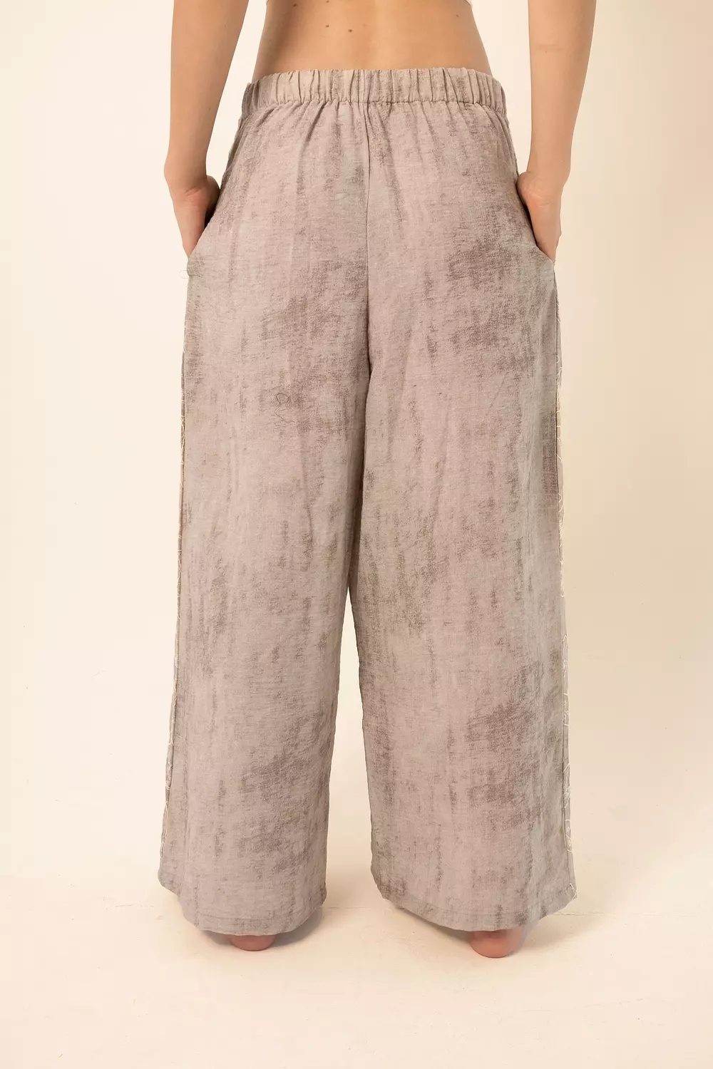 Wide-Leg Pants with side slits - Greige 6
