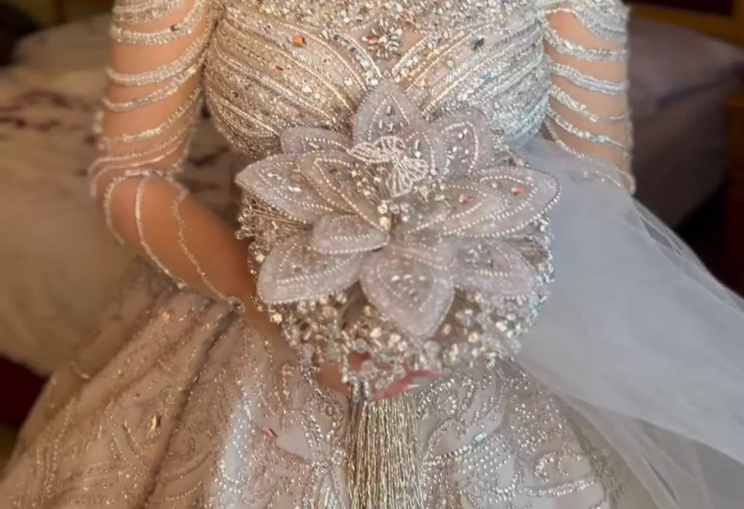 A luxurious bridal rose 3 1