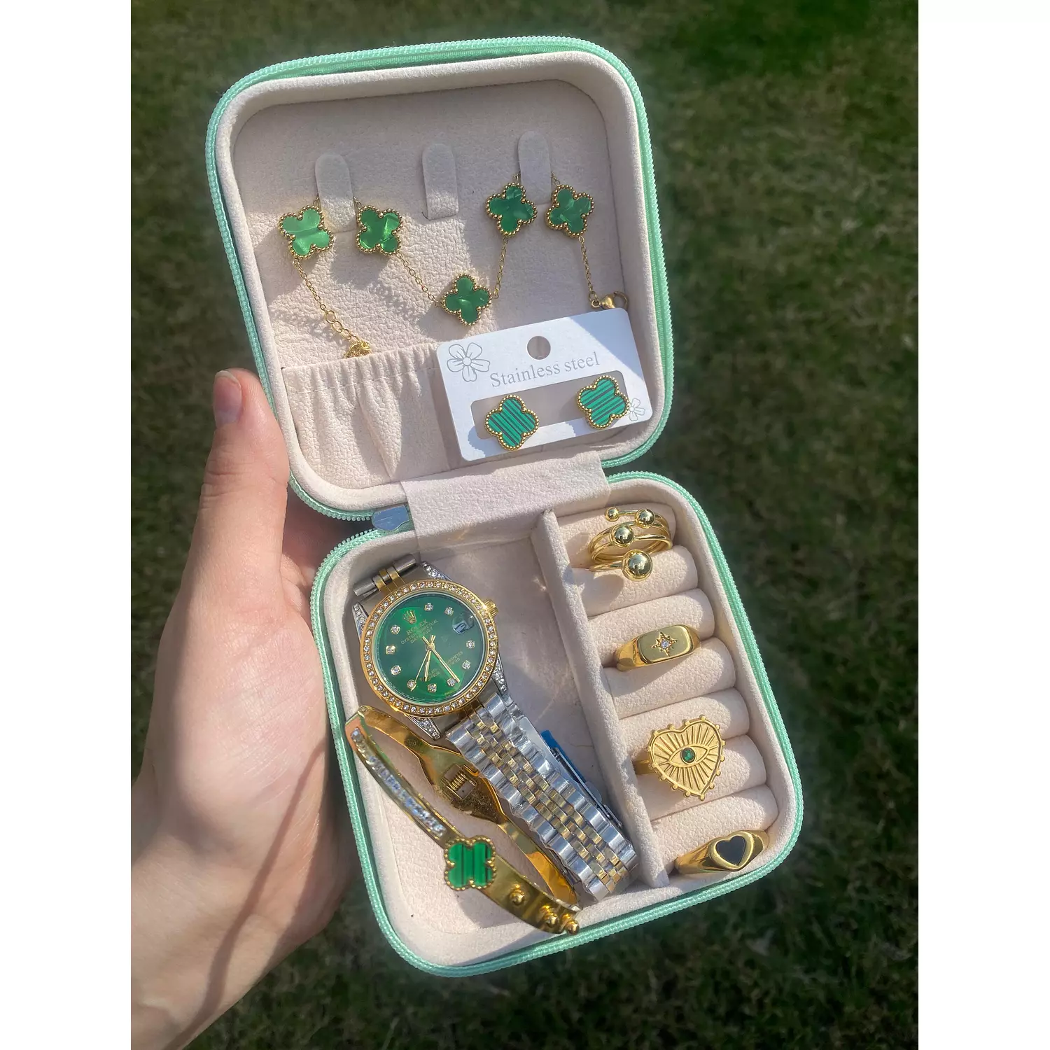 Green box image