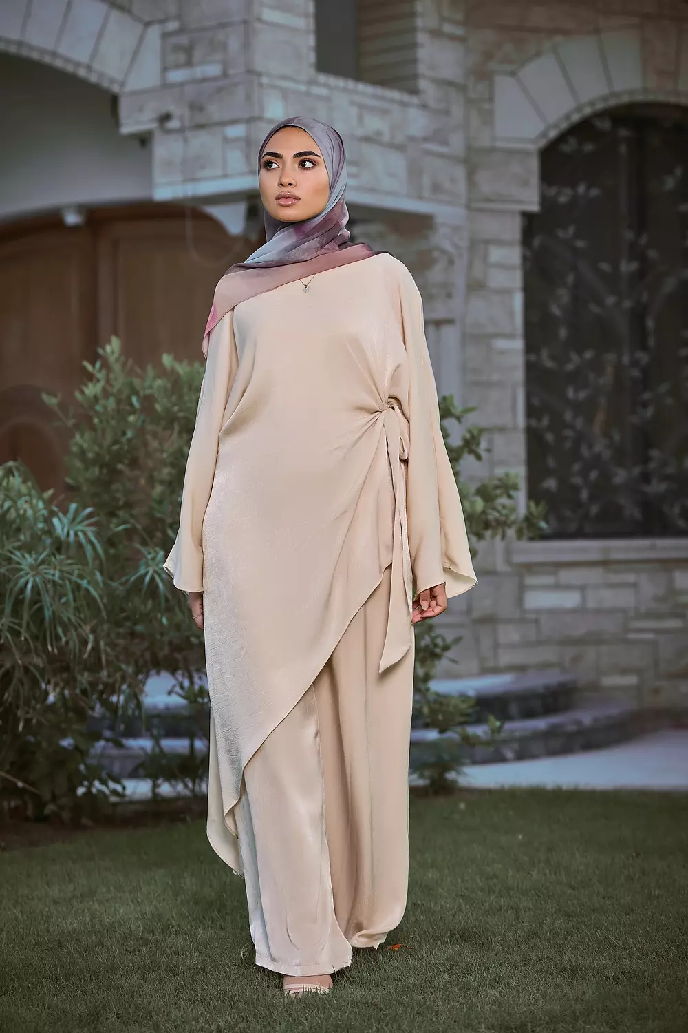 Mescsuit image