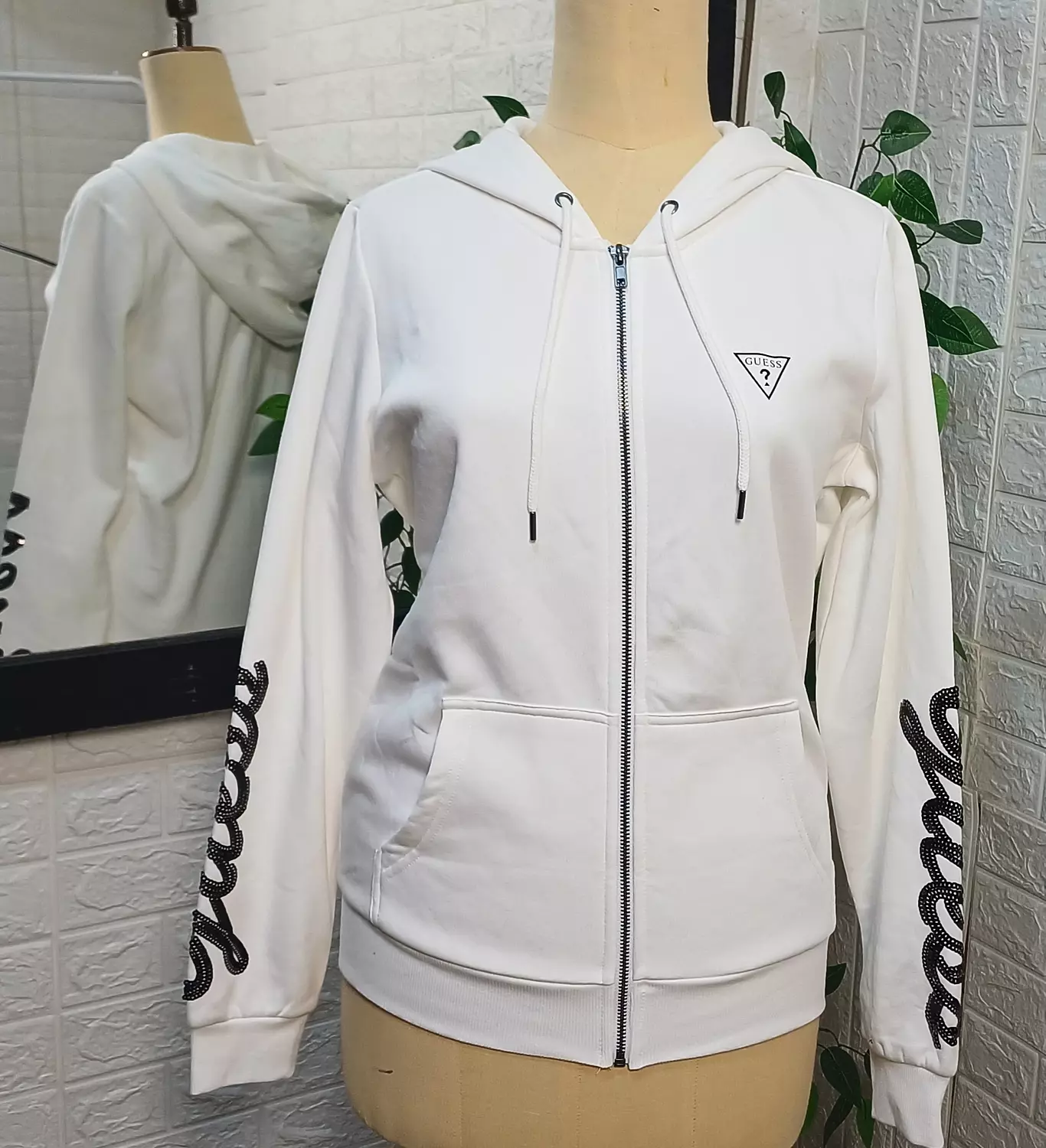 Guess Sweatshirt White  image