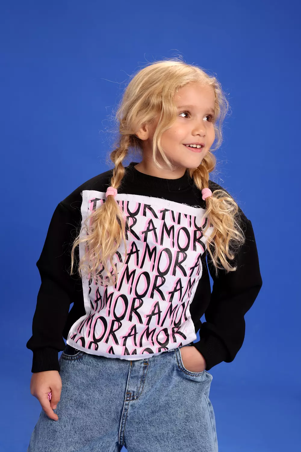 Amor Amor hover image