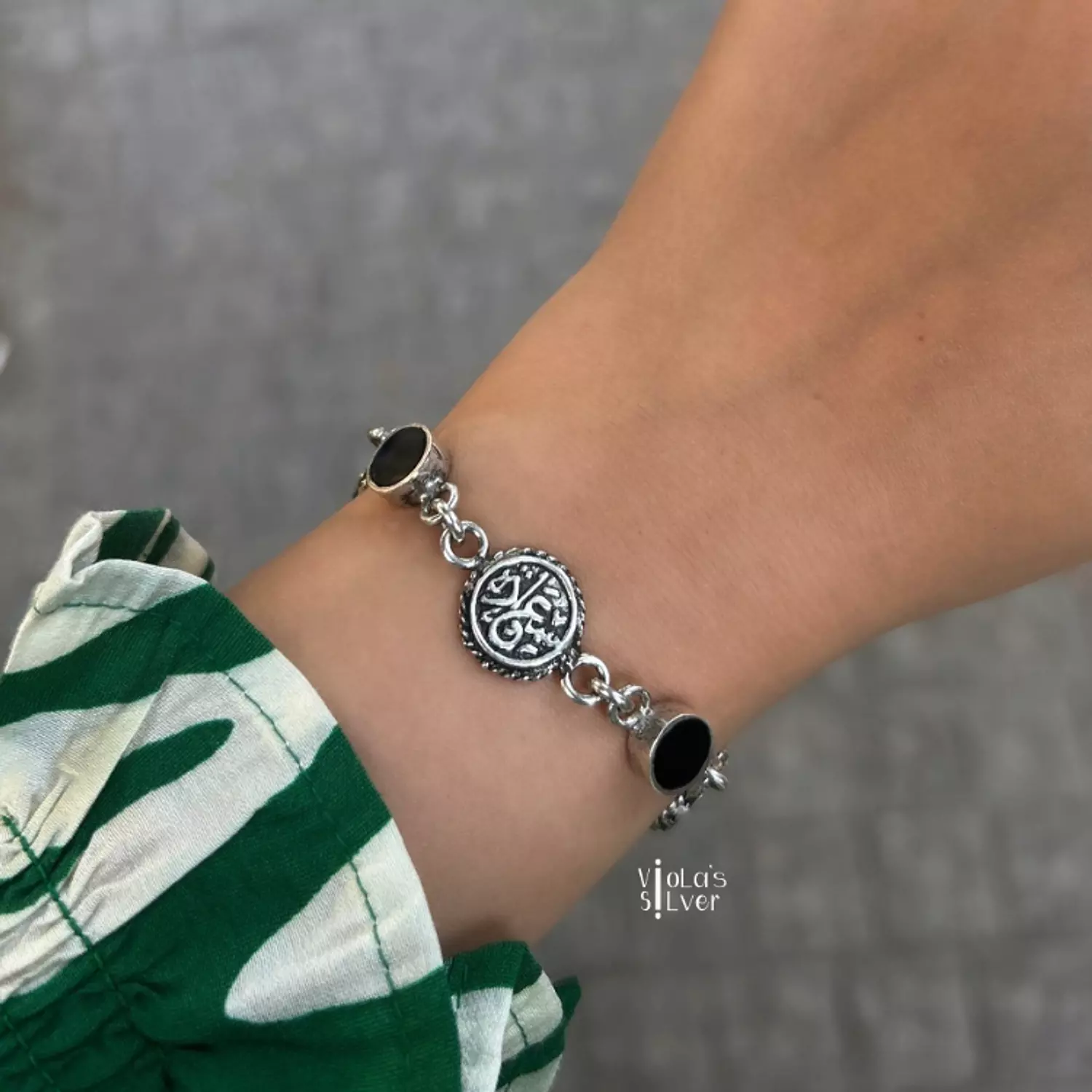 Saada bracelet - black  image