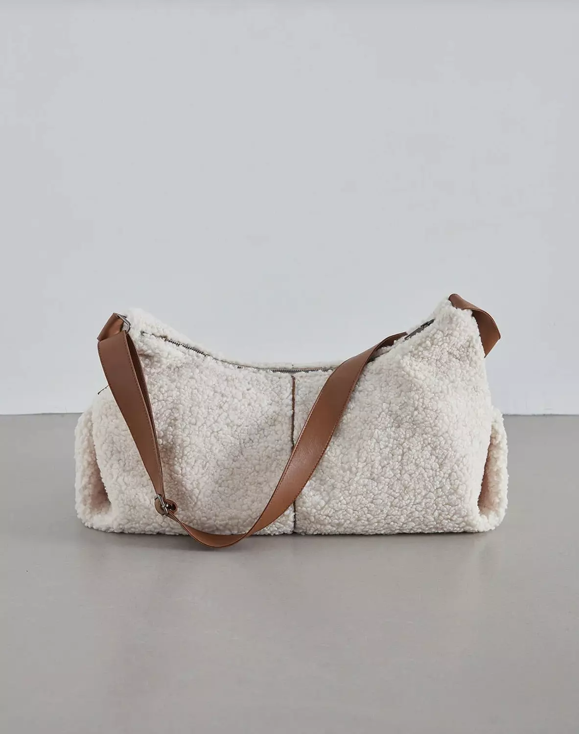 Large Faux Fur Shoulder and cross Bag 9