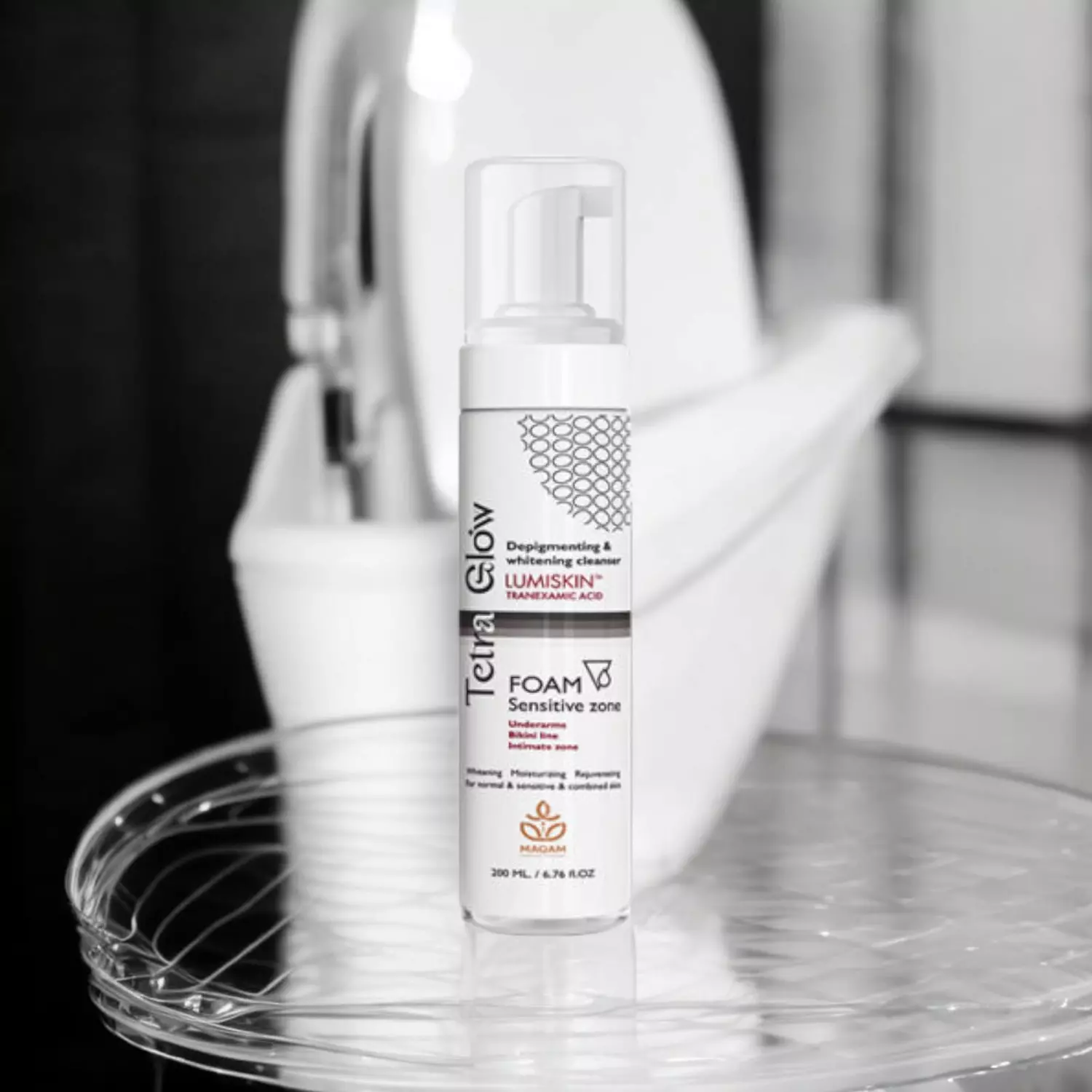 Tetra Glow Sensitive Zone Whitening Foam Cleanser - 200 ml image