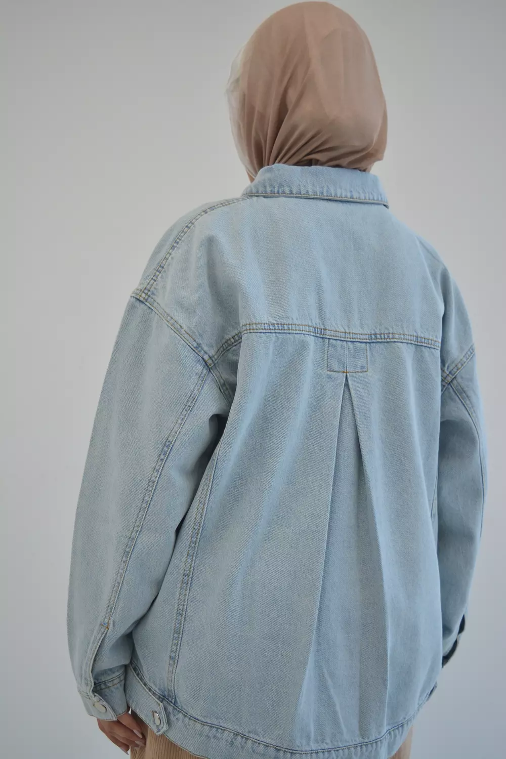 ALL TIME FAVORITE Denim Jacket  4