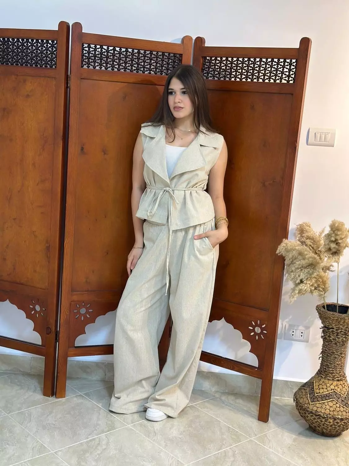 Linen Vest & Wide-Leg Trouser Set with Tie-Front Detail 3