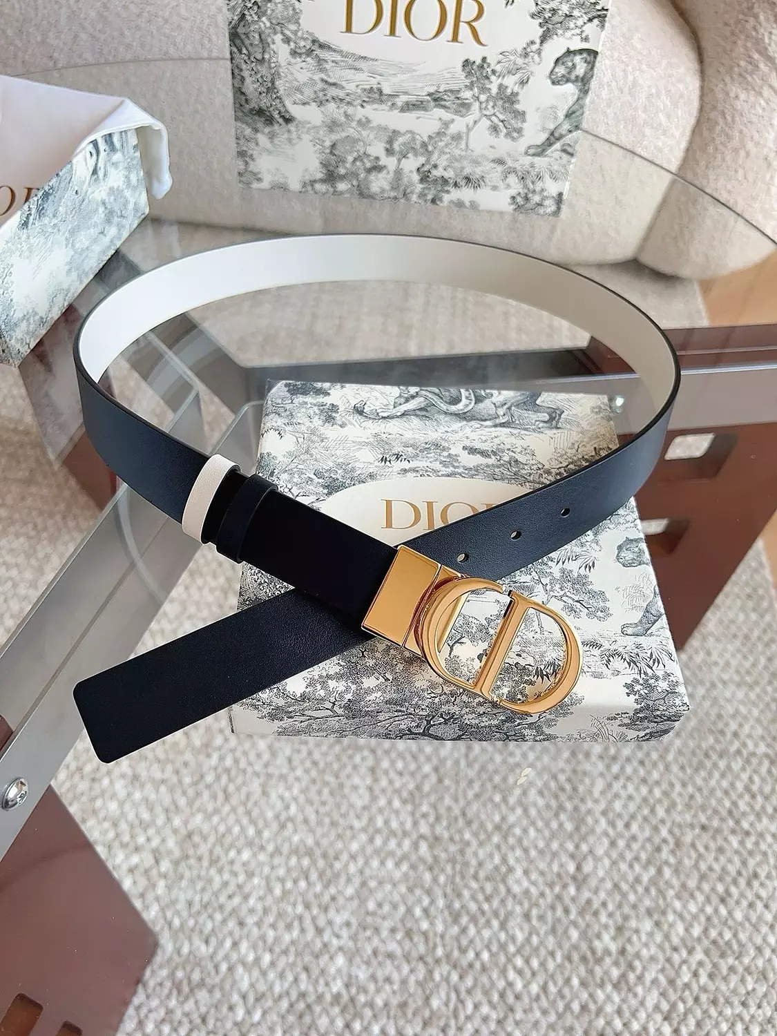 Dior women's belt  hover image
