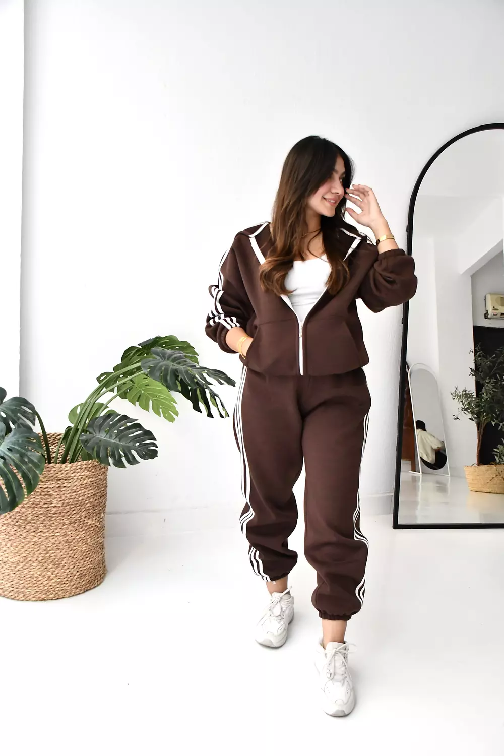 Brown tracking suit  5