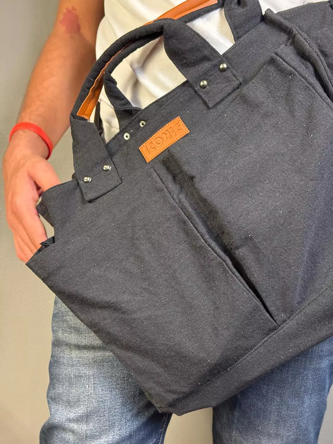 BLACK CANVAS TOTE BAG - Small  4