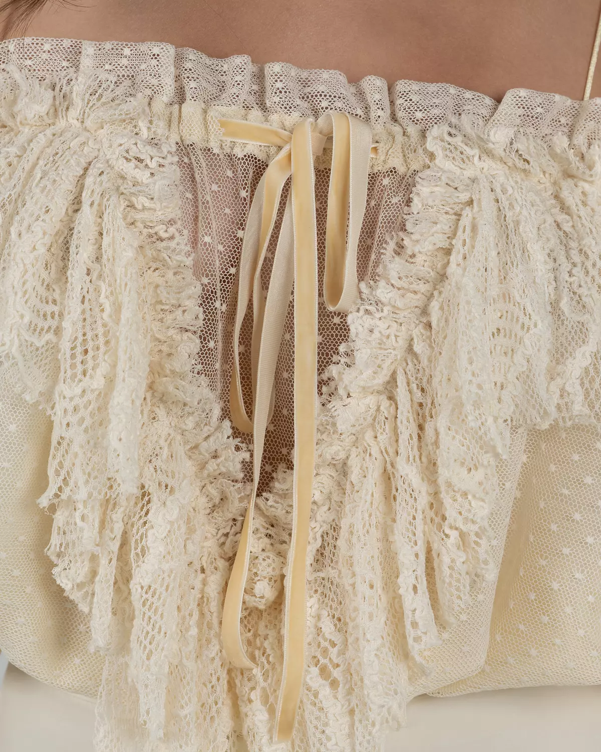  Playful Cream Balloon Top 10