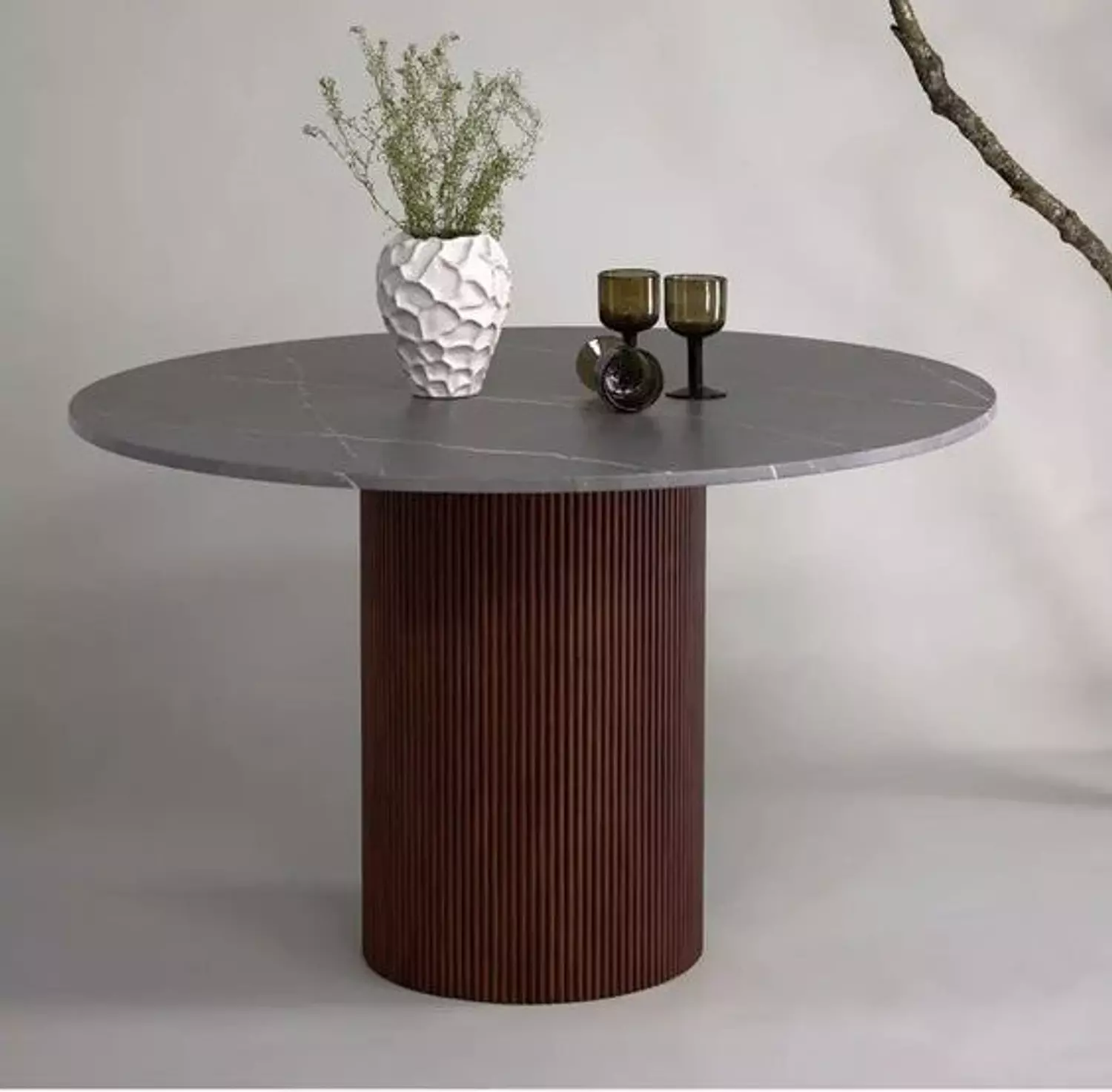 sera dining table 2