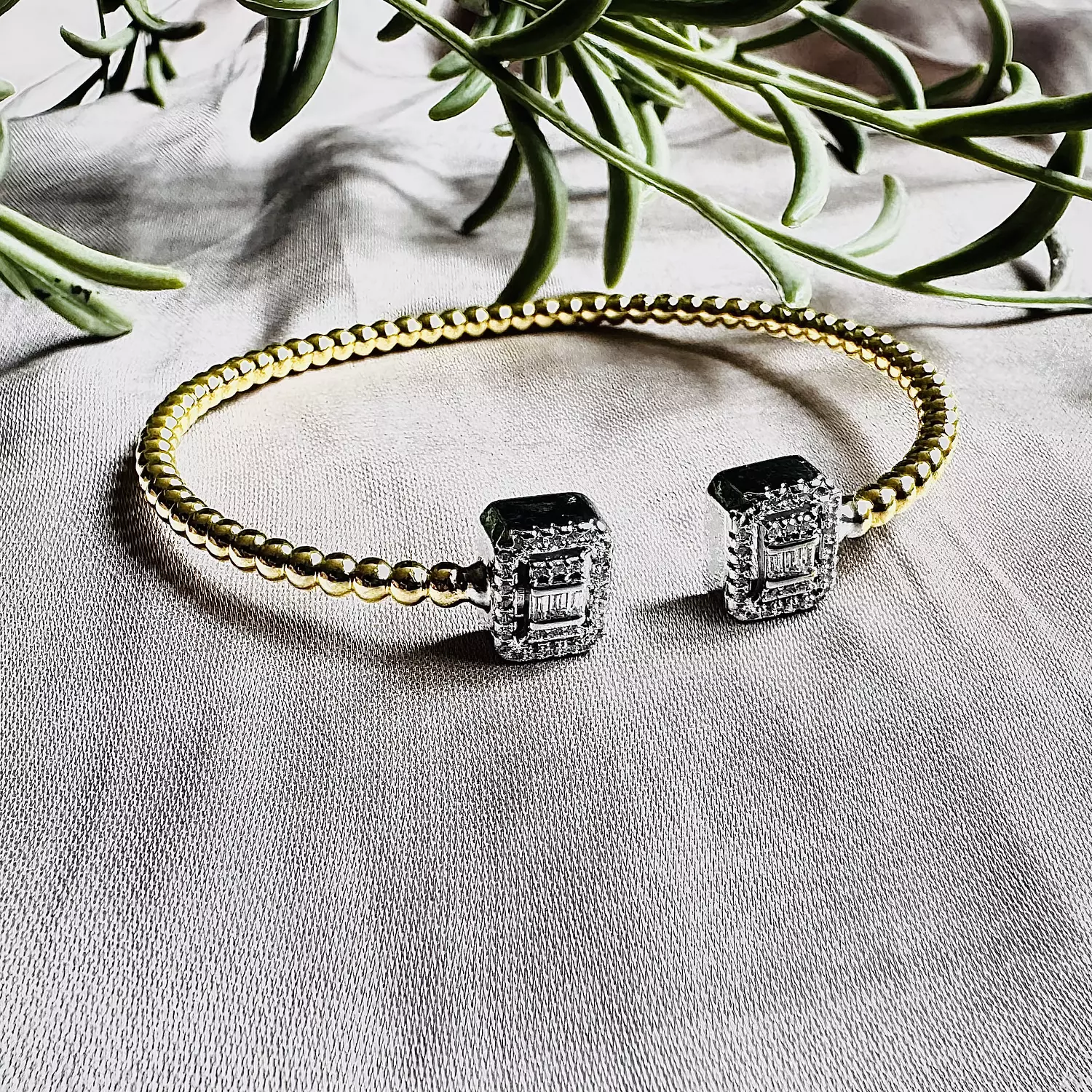 Double zircon shapes open bangle 6