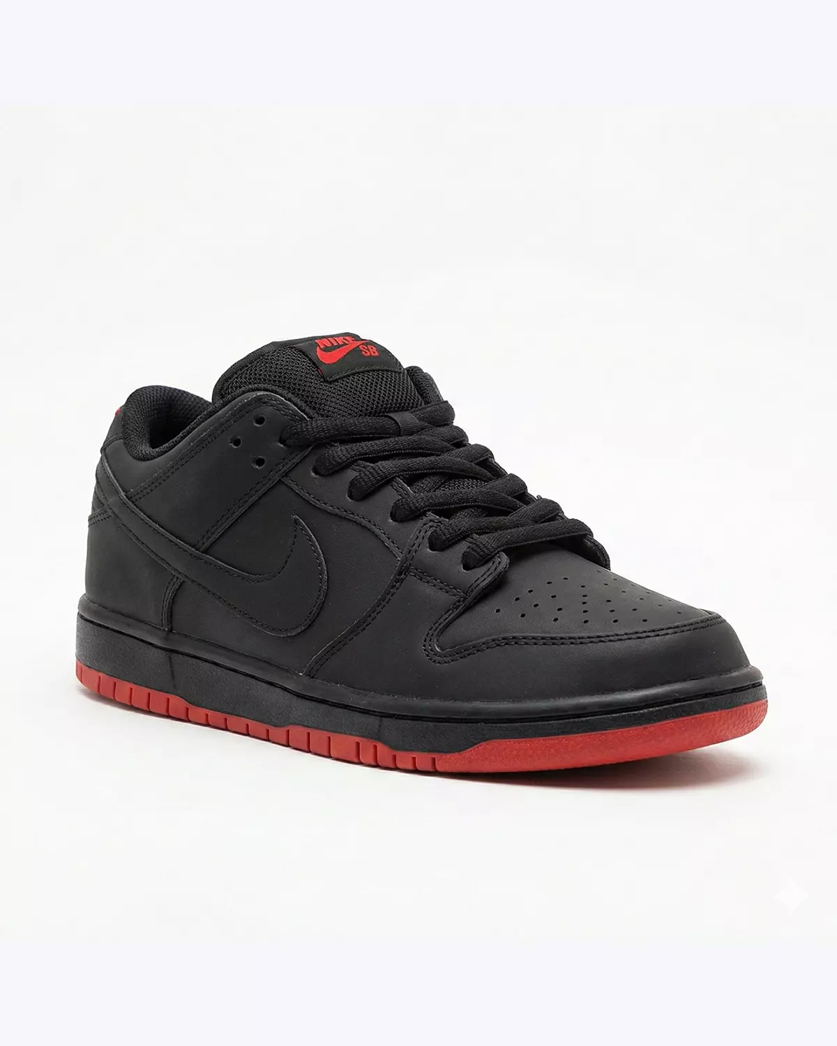 Nike SB Dunk Low Black Red 3