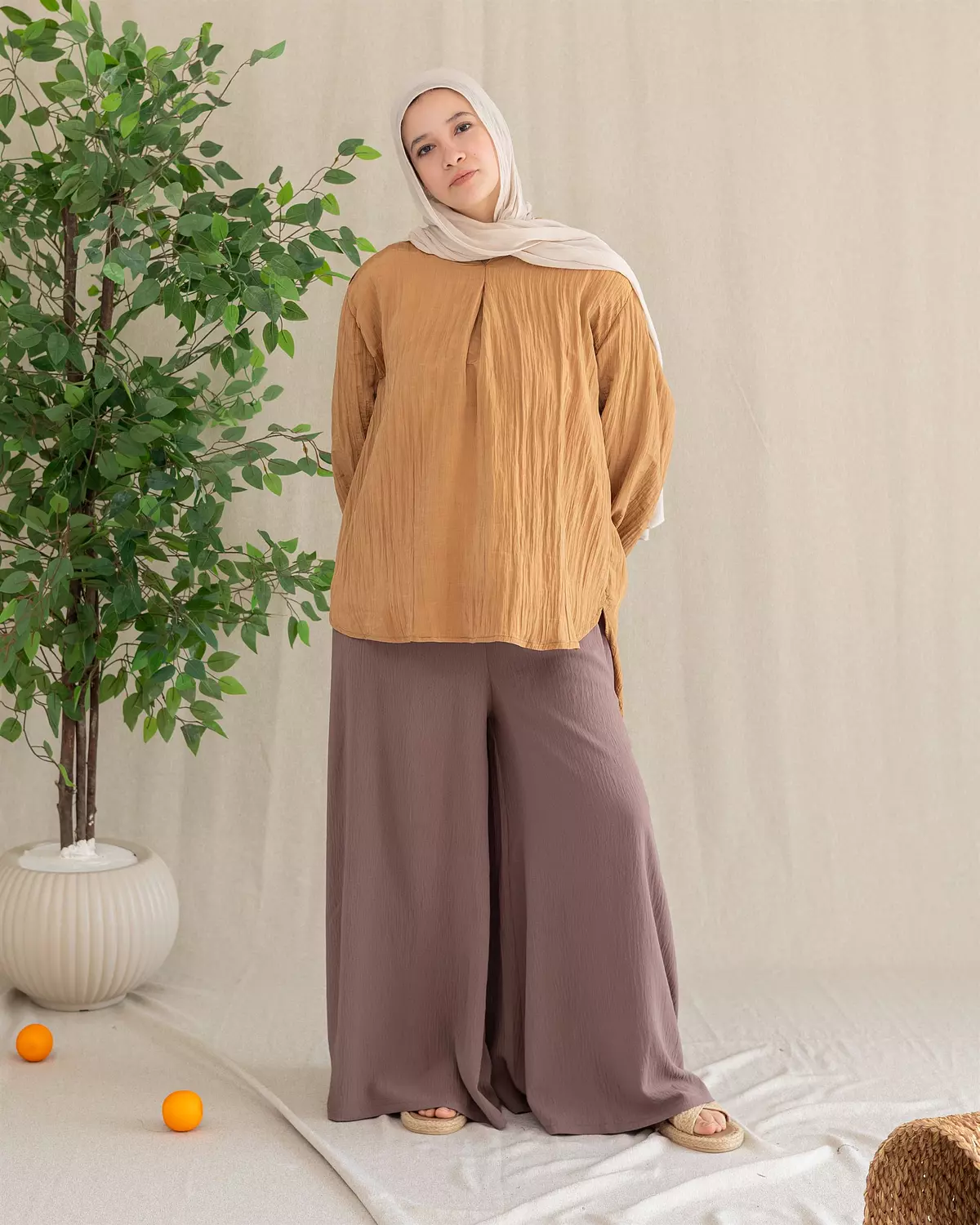 Wide Leg Pants | Café hover image