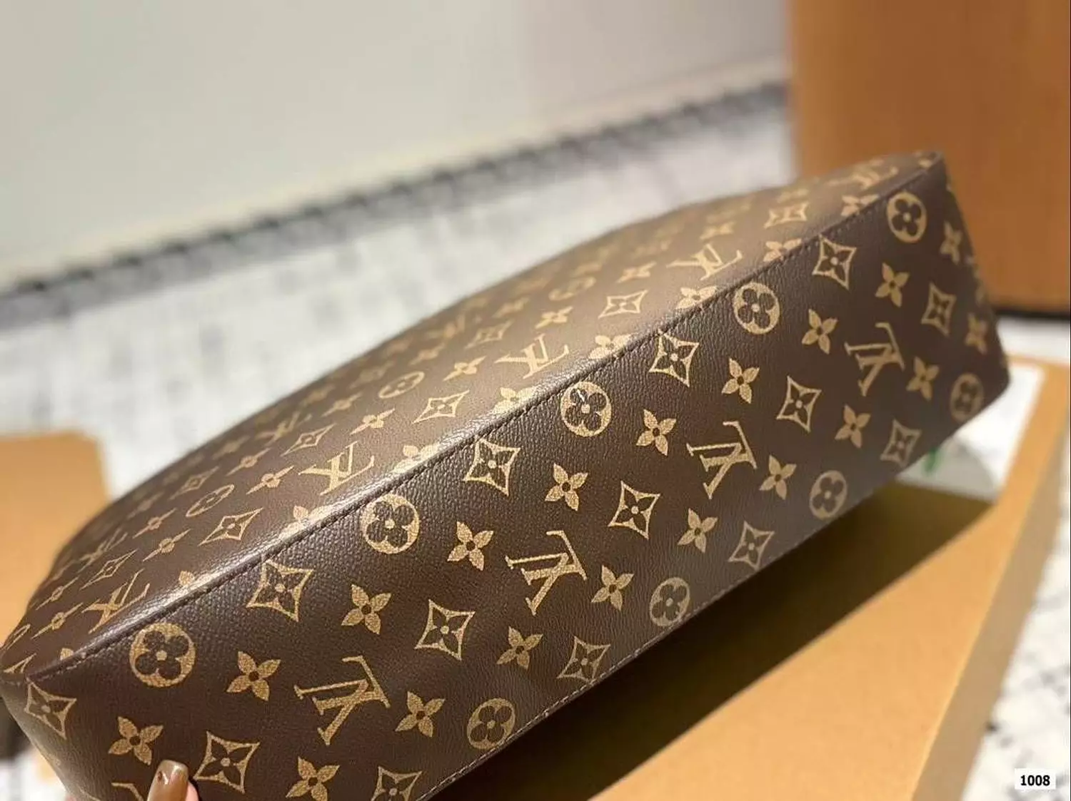 Louis Vuitton  3